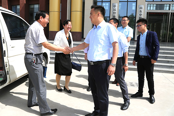 热烈欢迎枣庄科技职业学院领导莅临中煤集团参观